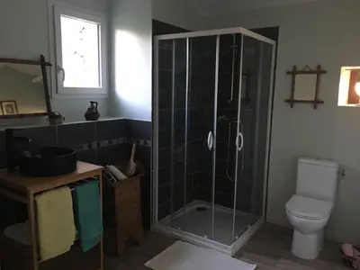 Salle de bains dans l'établissement chambre d'hôtes du Luquet