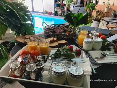 Nourriture dans la maison d'hôtes ou à proximité