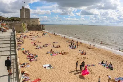 Plage de l'appartement ou située à proximité