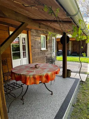 Terrasse ou espace extérieur de l'établissement Gite de Haute Saintonge à Crazannes