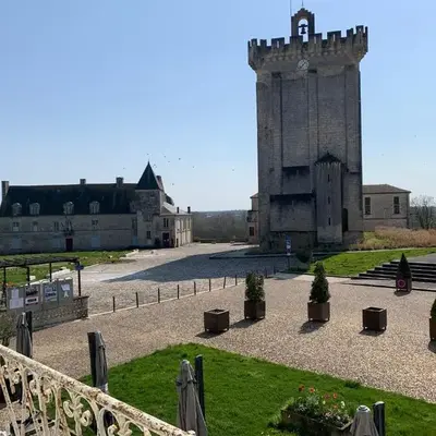 Appartement face au Donjon