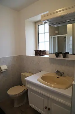 Salle de bains dans l'établissement Gîte Le Bonheur
