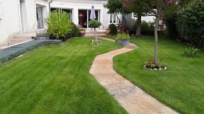 Jardin de l'établissement au paradis des hotes