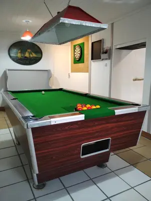 Billard dans l'établissement Les Poiriers
