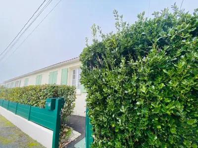 Jardin de l'établissement Maison de campagne Chez Trabou et Loulou 20 min de La Rochelle