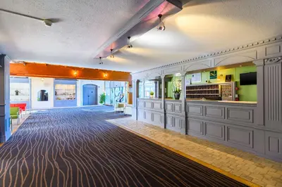 Cuisine ou kitchenette dans l'établissement Hôtel Akena Poitiers Nord Futuroscope