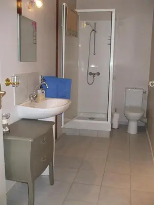 Salle de bains dans l'établissement Bed and Breakfast Dunroamin