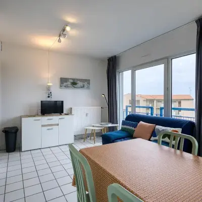 Châtelaillon-Plage : T2 panoramique sur la mer pour 2 avec piscine - FR-1-258-185