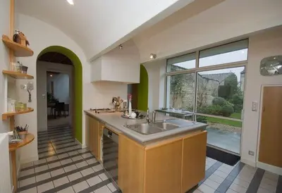 Cuisine ou kitchenette dans l'établissement Chambres d'Hôtes Les Tilleuls