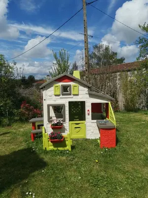 Jardin de l'établissement Gîte 4 étoiles - 8 à 10 personnes