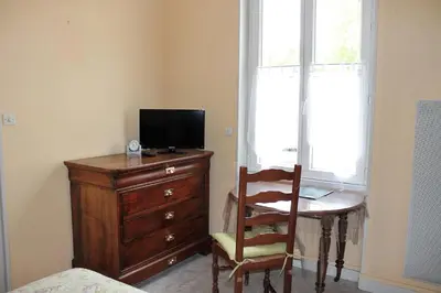 Télévision ou salle de divertissement dans l'établissement Champêtre
