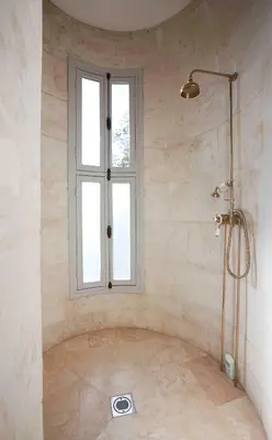 Salle de bains dans l'établissement Chateau De La Goujonnerie