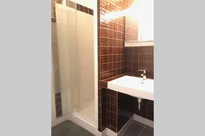 Salle de bains dans l'établissement Villa-des-eaux Douces