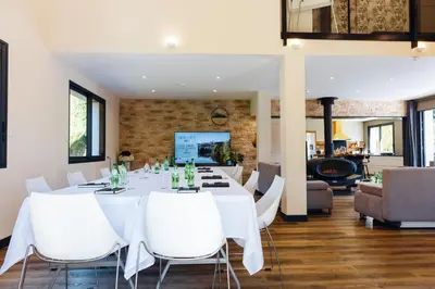 Coin salon dans l'établissement Villa-des-eaux Douces