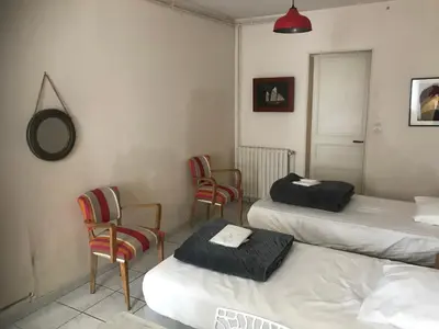 Un ou plusieurs lits dans un hébergement de l'établissement residence pasteur - Hermione