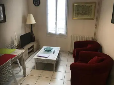 Coin salon dans l'établissement residence pasteur - Hermione