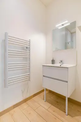 Salle de bains dans l'établissement A1 SWEET HOMES Angouleme l Secteur Sillac l Parking gratuit - Animaux acceptés