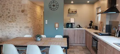 Cuisine ou kitchenette dans l'établissement Gîte le Hameau des Bordes 3 étoiles