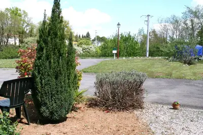 Jardin de l'établissement BonAbri Vacances - Chambres d'hôtes
