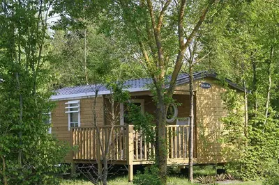 Jardin de l'établissement Camping l'île Cariot
