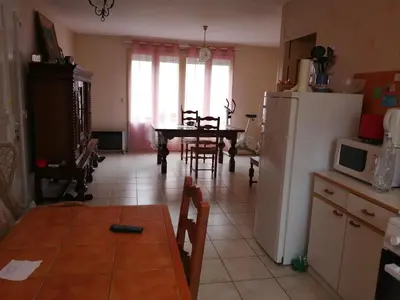 Cuisine ou kitchenette dans l'établissement La Pomponnette