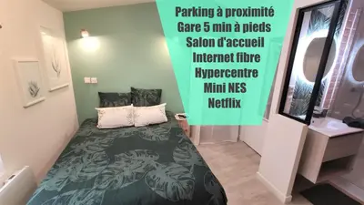 Un ou plusieurs lits dans un hébergement de l'établissement Home&Work301 - HYPERCENTRE - fibre et parking à proximité