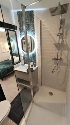 Salle de bains dans l'établissement Home&Work301 - HYPERCENTRE - fibre et parking à proximité