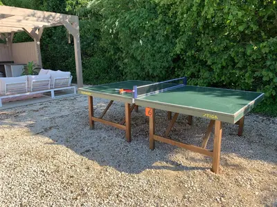Tennis de table au sein de l'établissement La Charnière Chadalais ou à proximité