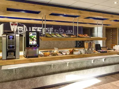 Nourriture dans l'hôtel ou à proximité