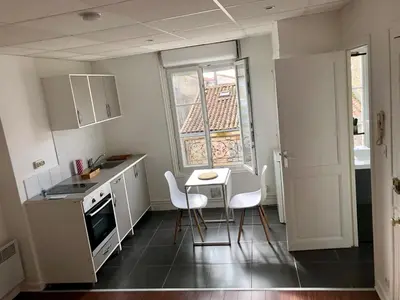 Cuisine ou kitchenette dans l'établissement Le printemps de mélusine