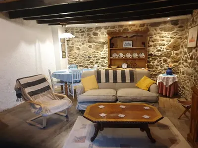 Coin salon dans l'établissement Bay Cottage Gite, Busserolles.