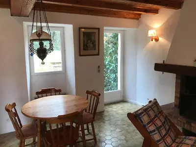 Coin salon dans l'établissement Gîte 4 personnes situé aux portes du Périgord