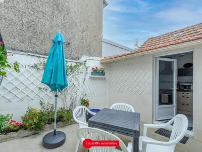 Plan de l'établissement Échoppe confortable à 200m de la plage - 4 pers, patio, cuisine équipée - FR-1-258-198