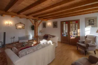 Coin salon dans l'établissement 4Bed3Bath 1736 Farmhouse Barn Conversion-Hearth