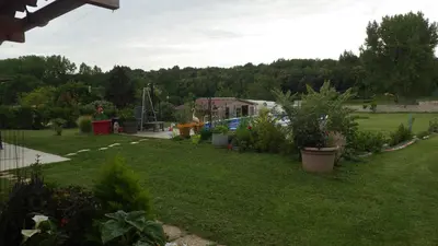 Jardin de l'établissement Le Logis du Bouil
