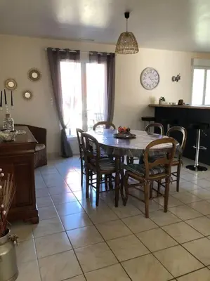Coin salon dans l'établissement Gîte “Les reflets de la Charente”