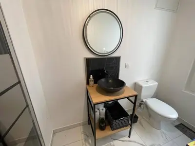 Salle de bains dans l'établissement Le Dolce Vita - Centre historique, proche toutes commodités, stationnement aisé, Wifi-Netflix