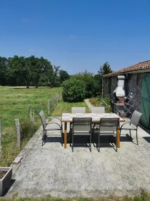 Jardin de l'établissement Gîte de La Pomerie