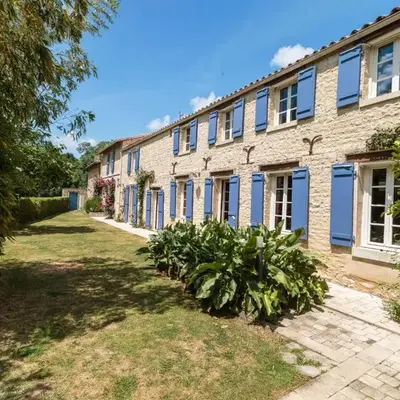 Holiday Home Au bord du canal by Interhome