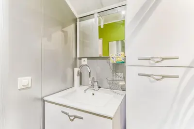 Salle de bains dans l'établissement Le Pardoux