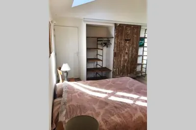Un ou plusieurs lits dans un hébergement de l'établissement Maison proche centre ville
