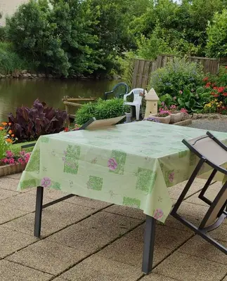 Plan de l'établissement Appartement spacieux à La Taillée avec jardin et vélos