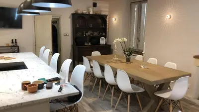 Cuisine ou kitchenette dans l'établissement Les Geais