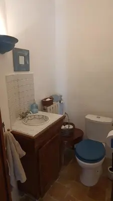 Salle de bains dans l'établissement La Charmentaise