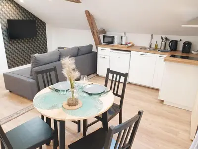 Cuisine ou kitchenette dans l'établissement Le NOTRE DAME - HYPER CENTRE - WIFI - NETFLIX