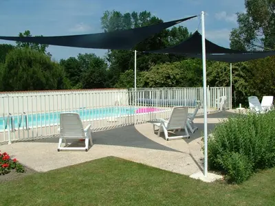 Piscine de l'établissement La Caz en Sol Charentais - Le Fâ ou située à proximité