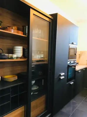 Cuisine ou kitchenette dans l'établissement Home Sweet Home