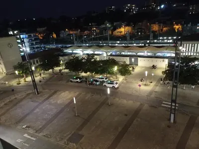 Vue générale sur Poitiers ou vue de la ville depuis l'hôtel