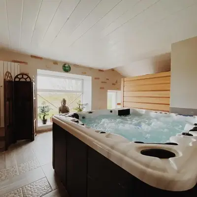 Domaine de Saint Florent - Piscine & Spa