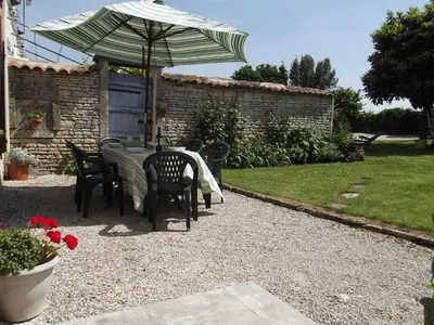 Jardin de l'établissement Gite Chez Rivière